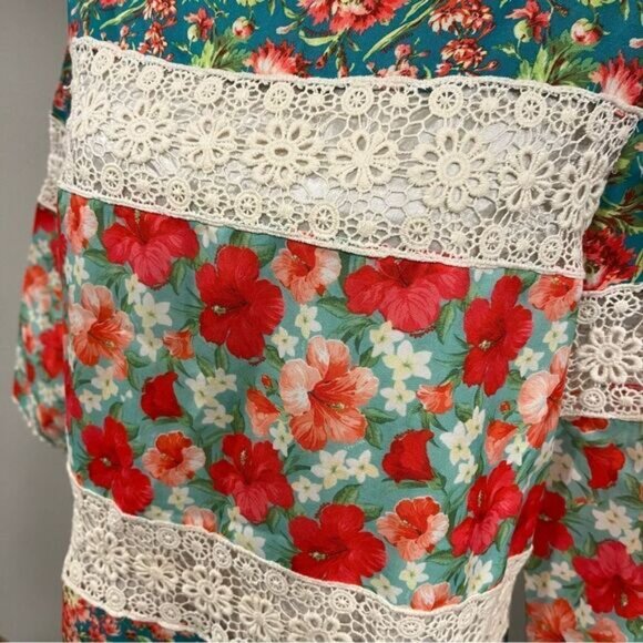 Rosalina McGee floral lace Long sleeve midi dress - Picture 3 of 14